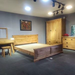 Bộ phòng ngủ gỗ sồi Mỹ A01